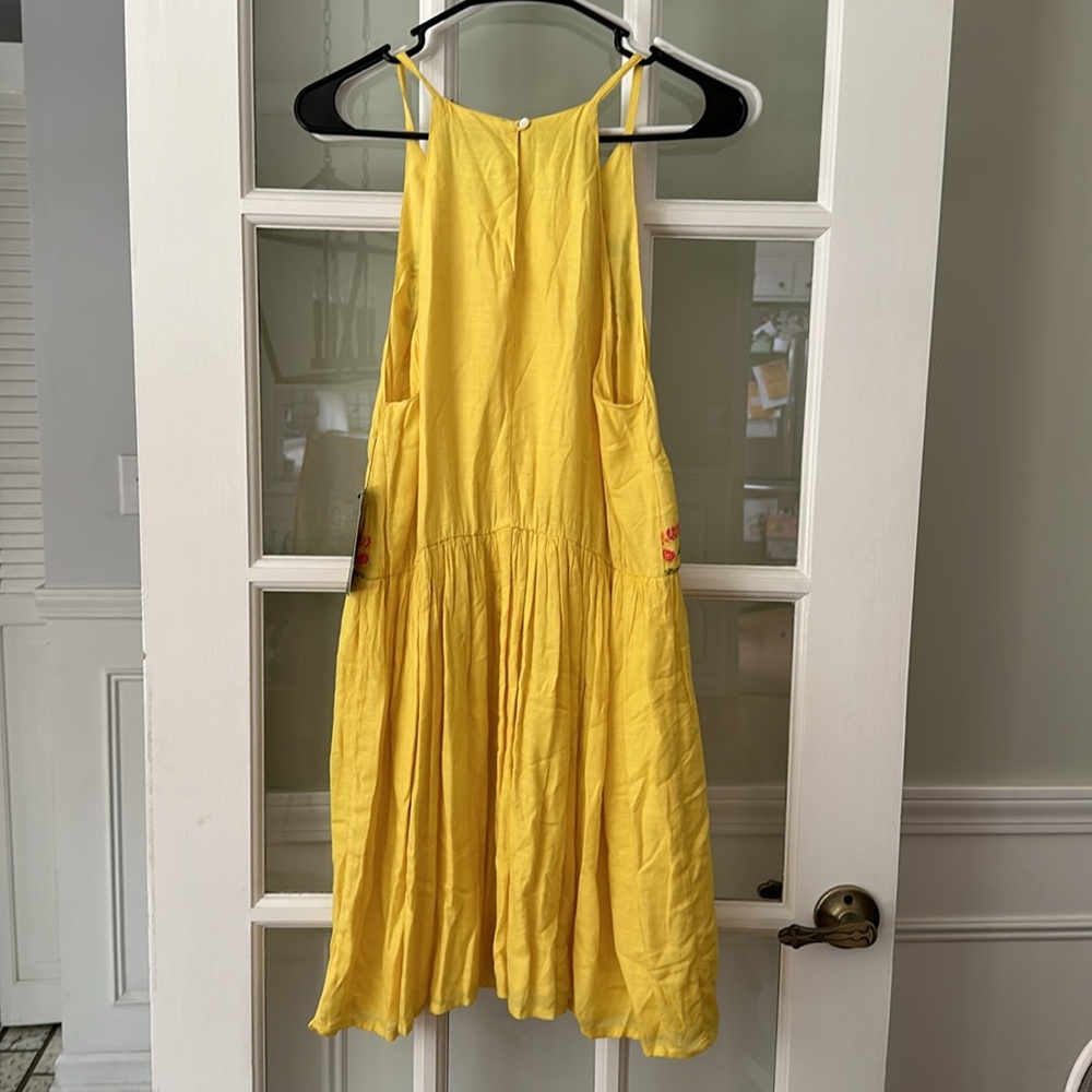 Lulus NWT‎ Sunshine Delight Yellow Embroidered Mini Dress sz M - Picture 6 of 7